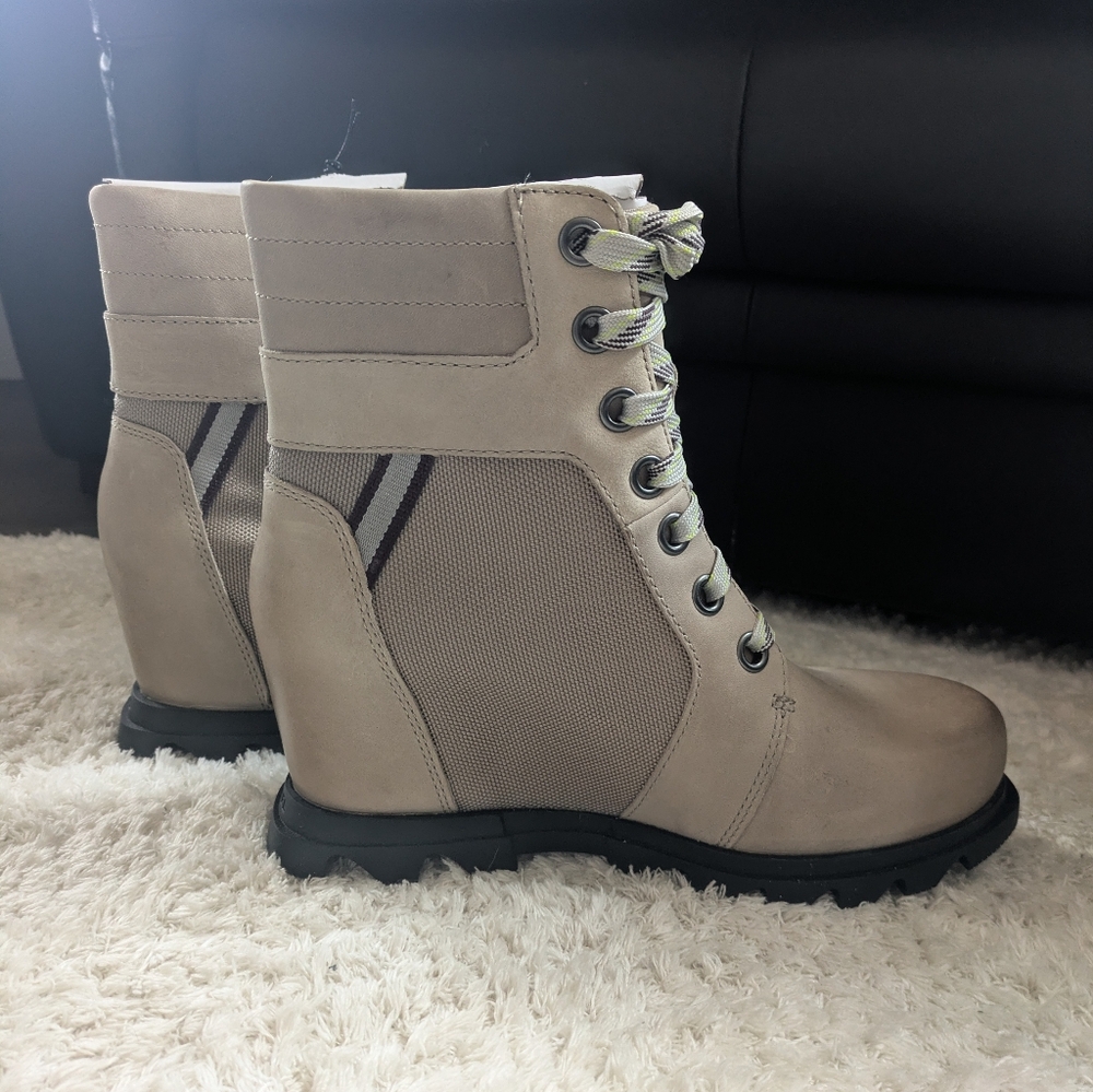 Sorel Womens Joan Of Arctic III Lexie Boot